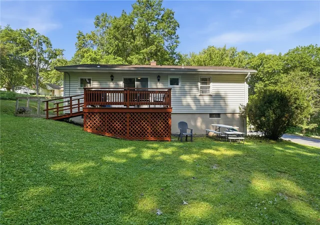 Photo 4 of Single family home for sale at 436 Edgewood Dr, City Of Franklin, PA 16323 | MLS# 1767801 | Listing updated on 2026-08-24