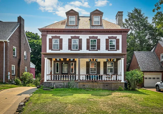 Photo 1 of Single family home for sale at 202 Summit Ave, Bellevue, PA 15202 | MLS# 1767811 | Listing updated on 2026-08-23