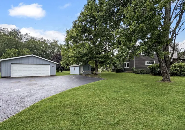 Photo 2 of Single family home for sale at 2876 Saranac Dr, South Pymatuning Twp, PA 16150 | MLS# 1767840 | Listing updated on 2026-08-29