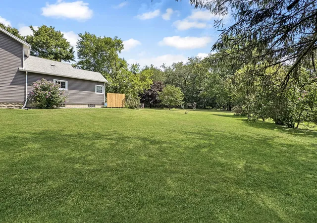 Photo 4 of Single family home for sale at 2876 Saranac Dr, South Pymatuning Twp, PA 16150 | MLS# 1767840 | Listing updated on 2026-08-29