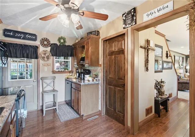 Photo 3 of Sale Pending at 539 Clawson St, Punxsutawney Area School District, PA 15767 | MLS# 1767859 | Listing updated on 2026-08-20
