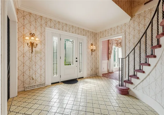 Photo 3 of Single family home for sale at 342 Stoneybrooke Dr, Cheswick, PA 15024 | MLS# 1767501 | Listing updated on 2026-10-05