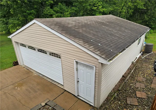 Photo 3 of Sale Pending at 123 Hampton Ct, Twp Of But Sw, PA 16002 | MLS# 1767887 | Listing updated on 2026-08-24