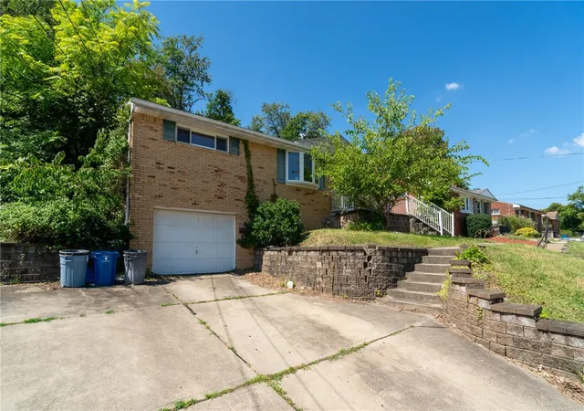 Photo 1 of Single family home for sale at 4503 Mapledale Dr, Homestead, PA 15120 | MLS# 1767643 | Listing updated on 2026-08-21
