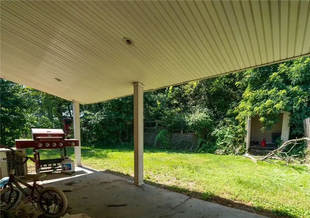 Photo 5 of Single family home for sale at 4503 Mapledale Dr, Homestead, PA 15120 | MLS# 1767643 | Listing updated on 2026-08-21