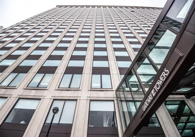 Listing Photo 1 - Condo for sale in Gateway Towers located at 320 Fort Duquesne Blvd, Pittsburgh, PA 15222 - Unit #26N