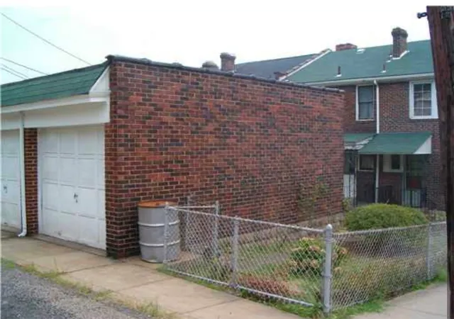 Photo 2 of Single family home for sale at 1701 Jancey St, Morningside, PA 15206 | MLS# 1767930 | Listing updated on 2026-08-25