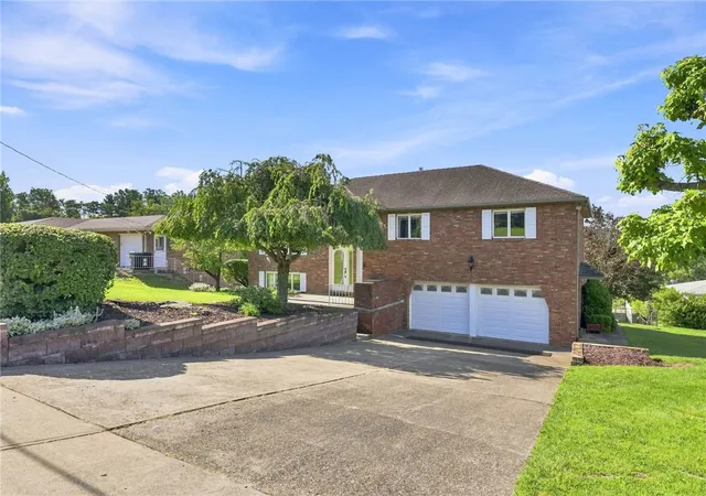 Photo 1 of Single family home for sale at 380 Helen Ave, Monessen, PA 15062 | MLS# 1767915 | Listing updated on 2026-09-16