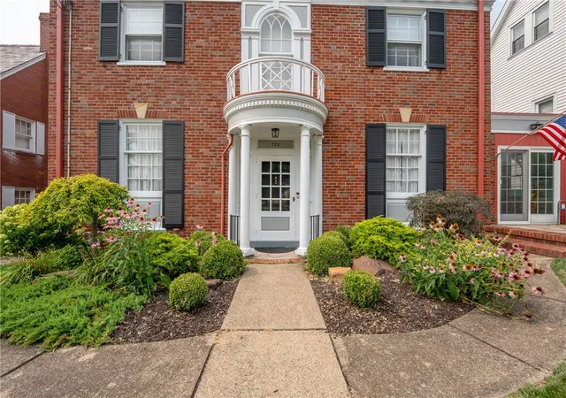 Photo 3 of Single family home for sale at 732 Spring St, Latrobe, PA 15650 | MLS# 1767065 | Listing updated on 2026-08-23