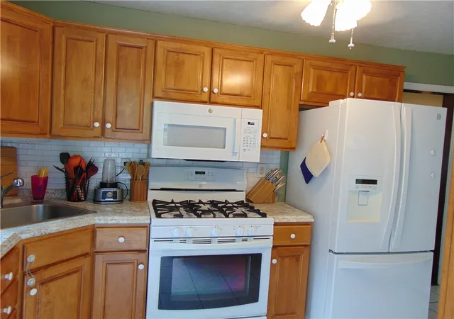 Photo 3 of Single family home for sale at 191 Buttermilk Holw Rd, North Huntingdon, PA 15642 | MLS# 1767897 | Listing updated on 2026-10-01