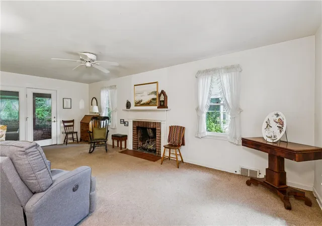 Photo 3 of Single family home for sale at 390 6th Street, Beaver, PA 15009 | MLS# 1767618 | Listing updated on 2026-08-12