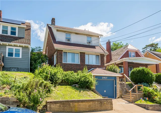 Photo 3 of House for sale at 2927 Pyramid Ave, Brentwood, PA 15227 | MLS# 1765935 | Listing updated on 2026-08-19