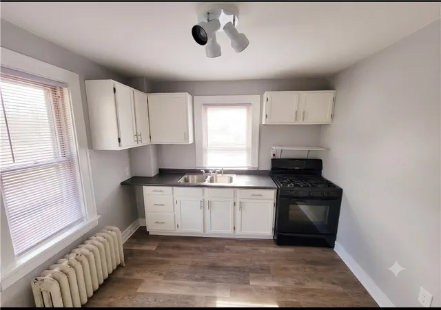 Photo 4 of House for sale at 2927 Pyramid Ave, Brentwood, PA 15227 | MLS# 1765935 | Listing updated on 2026-08-19
