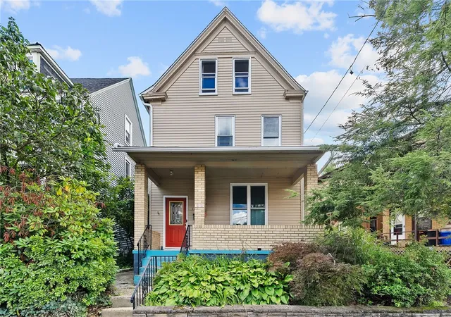 Photo 4 of Single family home for sale at 200 Union St, Regent Square, PA 15221 | MLS# 1768077 | Listing updated on 2026-08-19