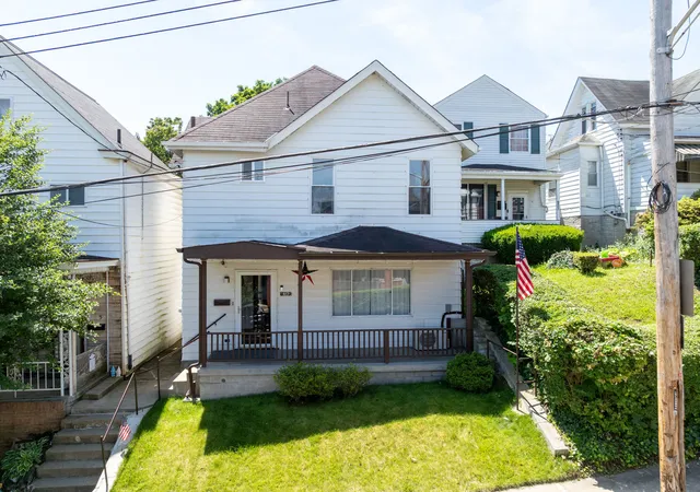 Photo 1 of Single family home for sale at 917 Tyndall St, Sheraden, PA 15204 | MLS# 1768172 | Listing updated on 2026-08-29