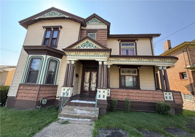 Photo 1 of Single family home for sale at 209 5th Avenue, Carnegie, PA 15106 | MLS# 1767746 | Listing updated on 2026-08-27