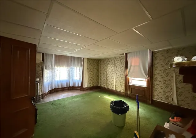 Photo 5 of Single family home for sale at 209 5th Avenue, Carnegie, PA 15106 | MLS# 1767746 | Listing updated on 2026-08-27