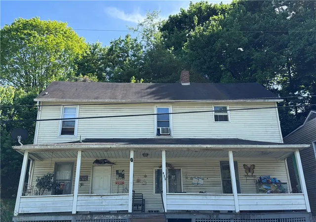Photo 3 of Single family home for sale at 435 6th Street, Donora, PA 15033 | MLS# 1768244 | Listing updated on 2026-08-27
