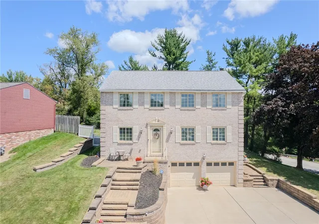 Photo 2 of Single family home for sale at 100 Textor Dr, N Versailles, PA 15137 | MLS# 1767964 | Listing updated on 2026-08-30