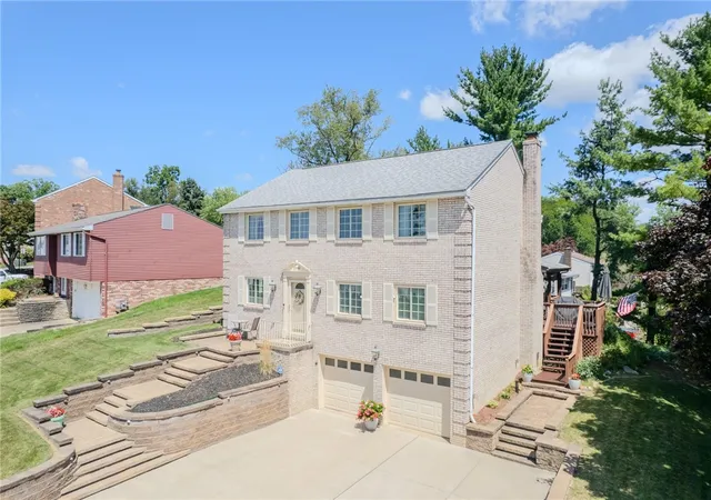Photo 3 of Single family home for sale at 100 Textor Dr, N Versailles, PA 15137 | MLS# 1767964 | Listing updated on 2026-08-30