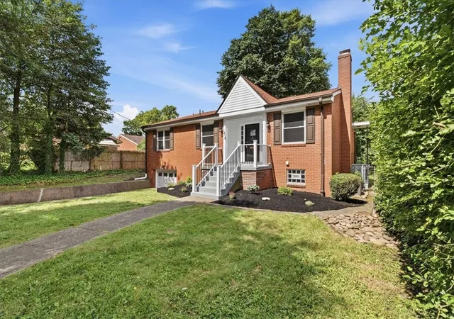 Photo 2 of Single family home for sale at 1418 Shady Ave, Squirrel Hill, PA 15217 | MLS# 1768292 | Listing updated on 2026-08-19