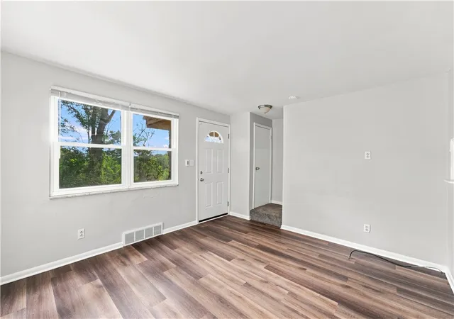 Photo 4 of House for sale at 9218 Florida Ave, Penn Hills, PA 15235 | MLS# 1767935 | Listing updated on 2026-08-28