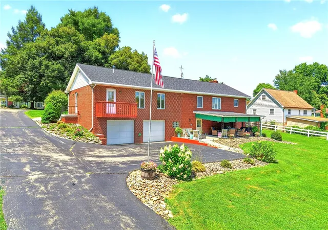 Photo 5 of Single family home for sale at 166 Braddock Rd Ave, Mt Pleasant Boro, PA 15666 | MLS# 1767905 | Listing updated on 2026-08-30