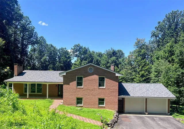 Photo 2 of Single family home for sale at 56 Gary Ln, Shelocta, PA 15701 | MLS# 1768380 | Listing updated on 2026-08-27