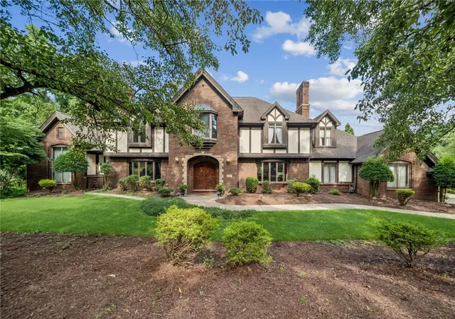 Photo 1 of Single family home for sale at 326 Red Oak Ct, Monroeville, PA 15146 | MLS# 1767507 | Listing updated on 2026-08-13