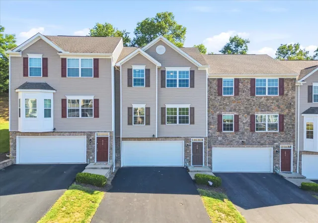 Photo 1 of Sale Pending at 608 Freedom Dr, Collier Twp, PA 15106 | MLS# 1768395 | Listing updated on 2026-08-18