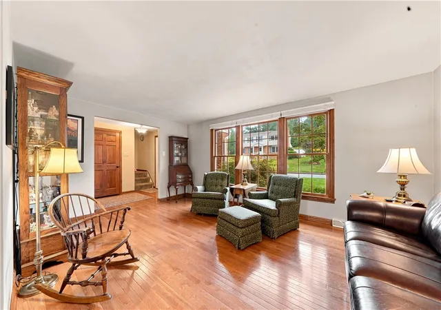 Photo 3 of Single family home for sale at 35 Weller Dr, Penn Twp, PA 15642 | MLS# 1768412 | Listing updated on 2026-08-23