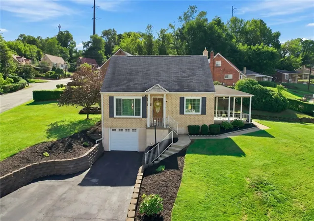 Photo 1 of Sale Pending at 6746 W Barivista Dr, Verona, PA 15147 | MLS# 1768145 | Listing updated on 2026-08-20