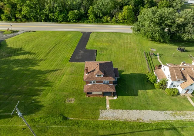 Photo 3 of Sale Pending at 510 Brick Ln, Derry Twp, PA 15661 | MLS# 1767070 | Listing updated on 2026-10-04