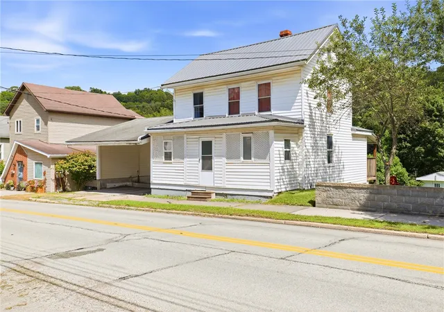 Photo 3 of Sale Pending at 930 E Main St, Rockwood Boro, PA 15557 | MLS# 1768175 | Listing updated on 2026-08-11