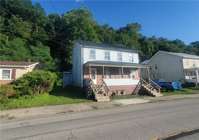 Photo 2 of Multi family home for sale at 328 330 5th Avenue, Ford City Boro, PA 16226 | MLS# 1768430 | Listing updated on 2026-10-07