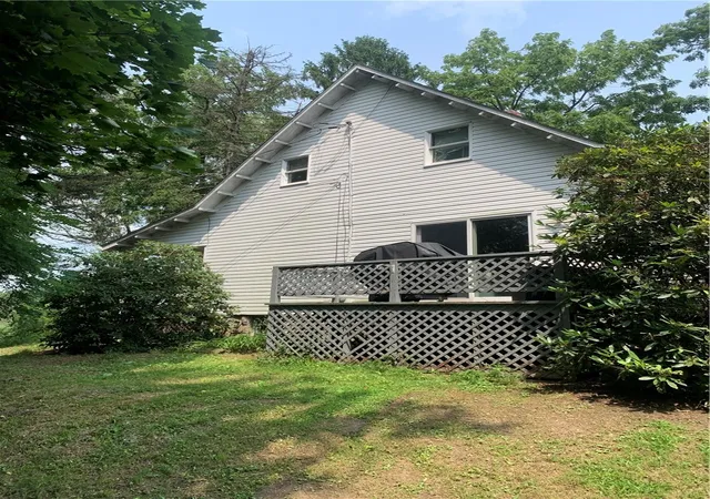 Photo 4 of Single family home for sale at 125-127 Janet Ln, Oakland Twp, PA 16025 | MLS# 1768474 | Listing updated on 2026-08-20