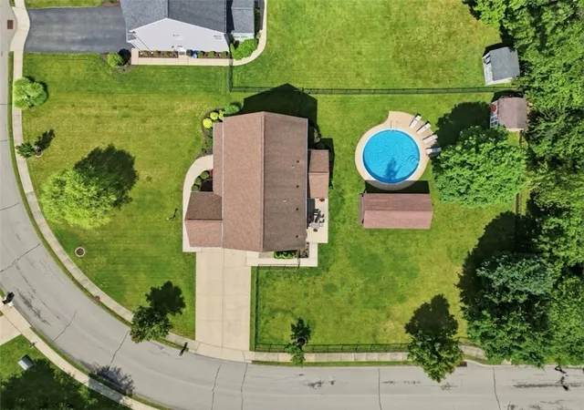 Photo 3 of Sale Pending at 1210 Pin Oak Ct, West Deer, PA 15044 | MLS# 1768193 | Listing updated on 2026-08-11