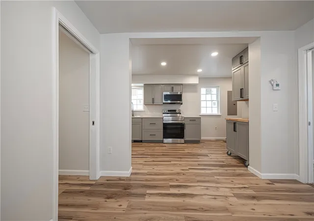 Photo 4 of Single family home for sale at 634 6th Avenue, Coraopolis, PA 15108 | MLS# 1767163 | Listing updated on 2026-08-22