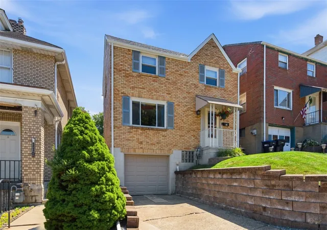 Photo 2 of Single family home for sale at 121 Chalfonte Ave, West View, PA 15229 | MLS# 1768553 | Listing updated on 2026-09-21