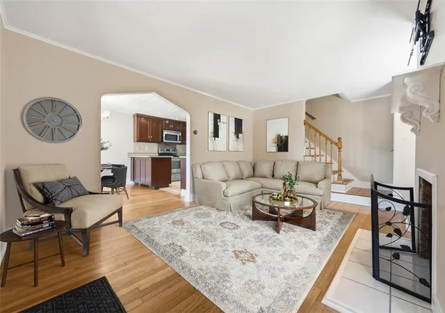 Photo 4 of Single family home for sale at 121 Chalfonte Ave, West View, PA 15229 | MLS# 1768553 | Listing updated on 2026-09-21