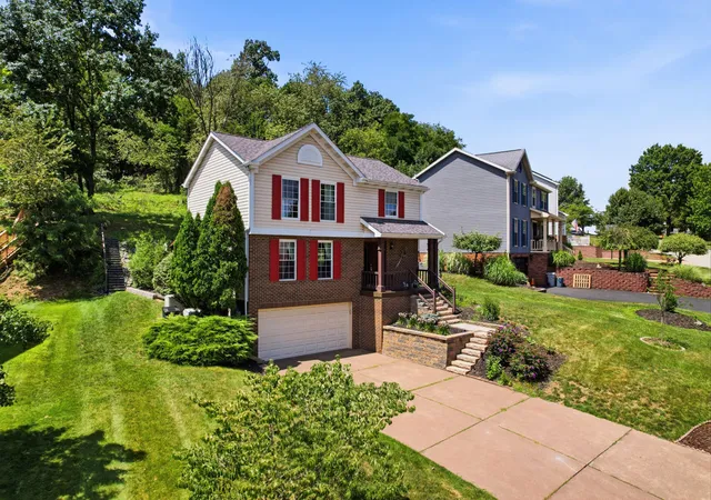 Photo 2 of Single family home for sale at 760 Venango Ave, Shaler, PA 15209 | MLS# 1768578 | Listing updated on 2026-08-28