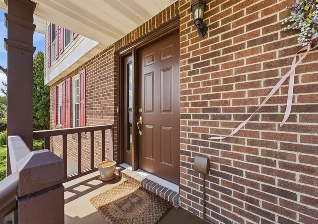 Photo 3 of Single family home for sale at 760 Venango Ave, Shaler, PA 15209 | MLS# 1768578 | Listing updated on 2026-08-28