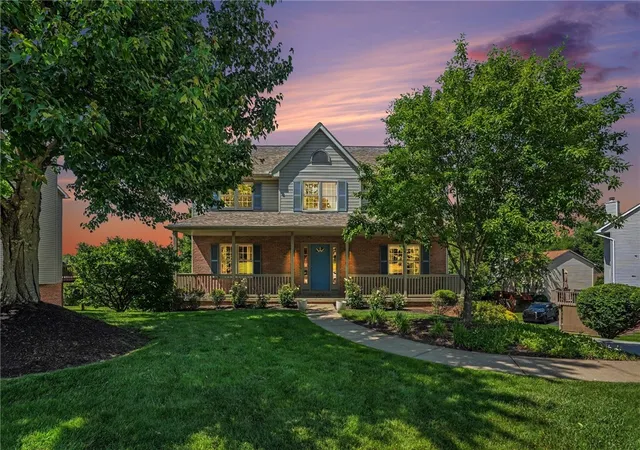 Photo 1 of Single family home for sale at 120 Bayberry Ln, Cranberry Twp, PA 16066 | MLS# 1768371 | Listing updated on 2026-08-09