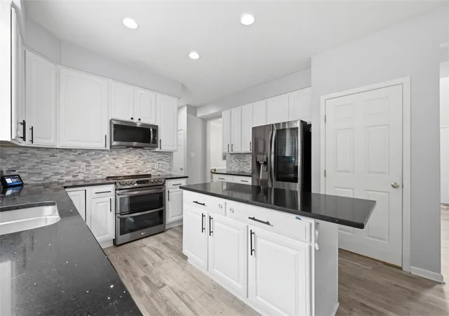 Photo 2 of Sale Pending at 602 Meghan Ct, Richland, PA 15044 | MLS# 1768626 | Listing updated on 2026-08-29