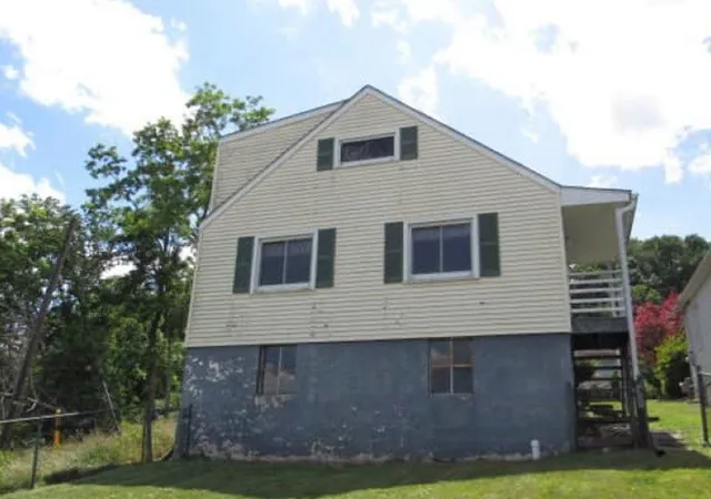 Photo 2 of Single family home for sale at 2345 Locust St, South Greensburg Boro, PA 15601 | MLS# 1768655 | Listing updated on 2026-08-06