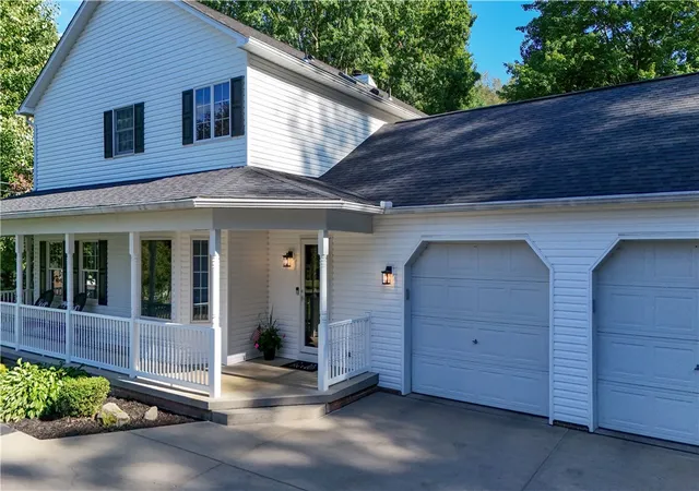 Photo 3 of Single family home for sale at 721 Delaware Trl, Coolspring Twp, PA 16137 | MLS# 1768612 | Listing updated on 2026-08-06