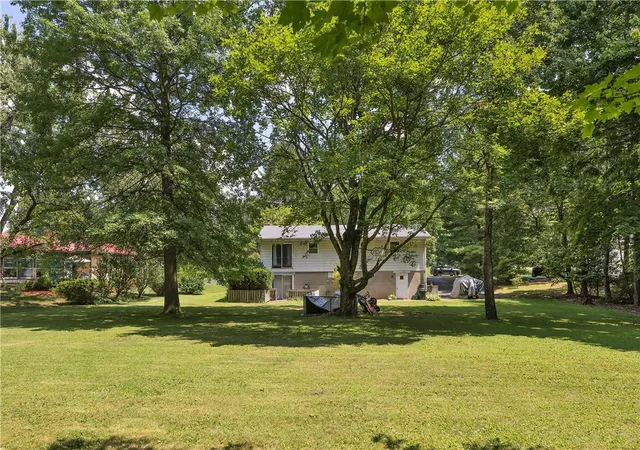 Photo 3 of Single family home for sale at 161 Margaret Dr, Chippewa Twp, PA 15010 | MLS# 1768621 | Listing updated on 2026-08-19