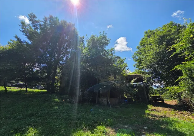 Photo 3 of House for sale at 160 Derry Ridge Rd, Fairfield Twp, PA 15658 | MLS# 1768664 | Listing updated on 2026-08-07