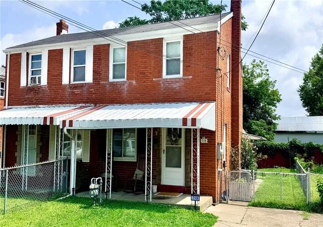 Photo 1 of Sale Pending at 719 Shadycrest Ct, Beechview, PA 15216 | MLS# 1768680 | Listing updated on 2026-08-11