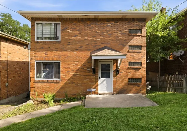 Photo 1 of Single family home for sale at 6557 Rosemoor St, Squirrel Hill, PA 15217 | MLS# 1768679 | Listing updated on 2026-08-28